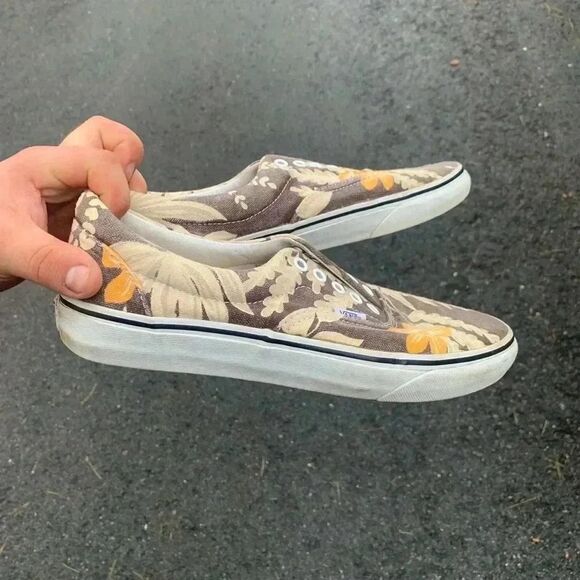 Vans Era Vault LX x Van Doren "Maroon & Hawaiian" - Picture 6 of 8